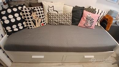 Letto IKEA BRIMNES bianco