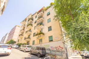 2 LOCALI A ROMA