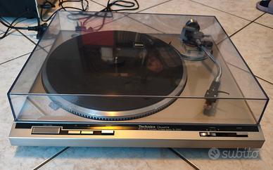 Giradischi Technics modello SL-Q303