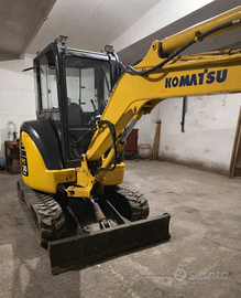 Miniescavatore komatsu