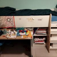 letto soppalco e scrivania