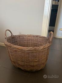Grande cesta di vimini