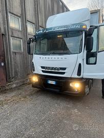 Eurocargo 120 centina con sponda