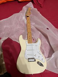 Fender stratocaster nuova