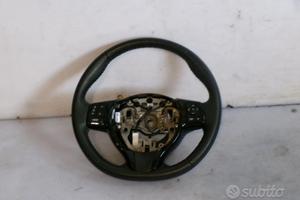 Volante con comandi Toyota Yaris 3 2017