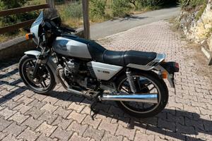 Moto guzzi v 50 completamente originale
