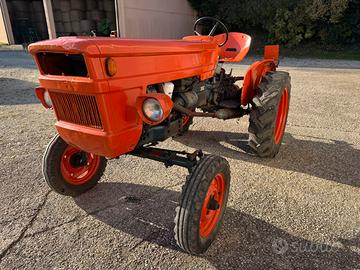Trattore Fiat 250