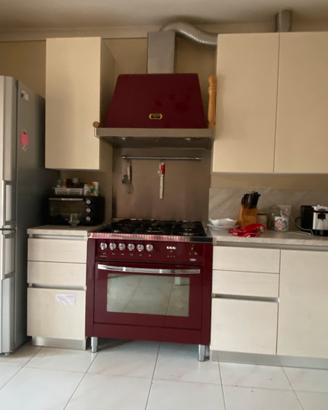 LOFRA 5 fuochi- Cucina  a gas  completa di cappa