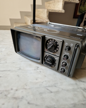 TV portatile McLaren