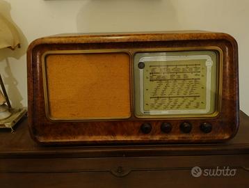 Radio CGE 285 Restaurata+Bluetooth