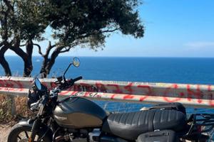 Triumph street twin 900