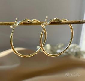 Orecchini circolari colore oro