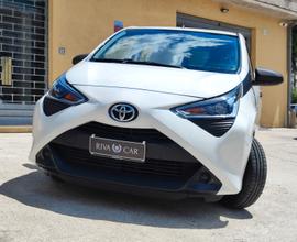 TOYOTA Aygo 2ª serie - 2019