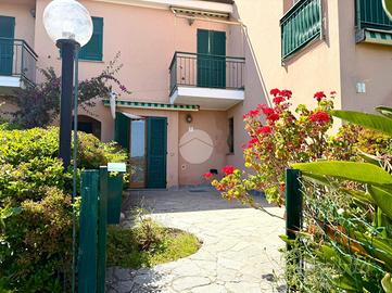 2 LOCALI A DIANO ARENTINO