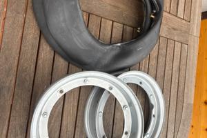 Vespa cerchi e camere