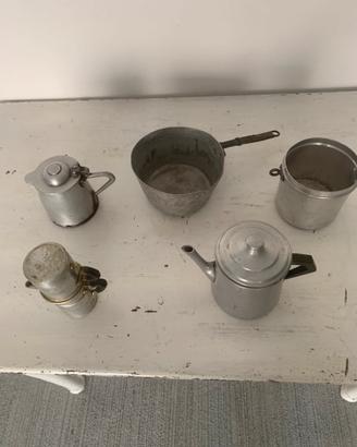 Moka e pentolini d’epoca