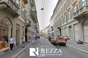 Box / Garage di 15 m² a Milano