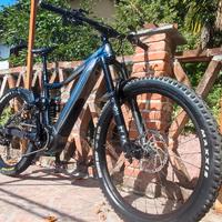 E-bike enduro Downhill Giant trance e sx