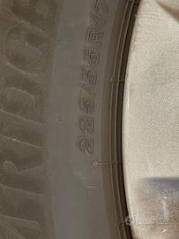 Pneumatici Bridgestone 225/55 R17 invernali