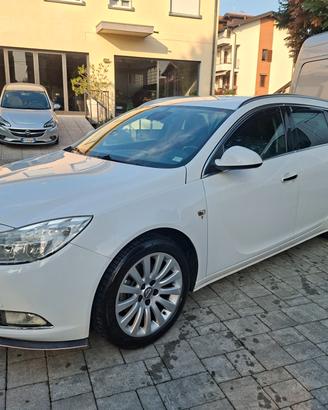 Opel Insignia 1.6 Turbo 180CV Sports Tourer Cosmo