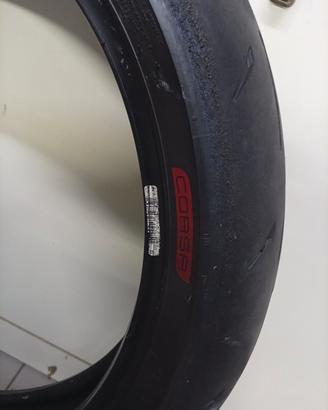 Pirelli corsa 4 anteriore 
