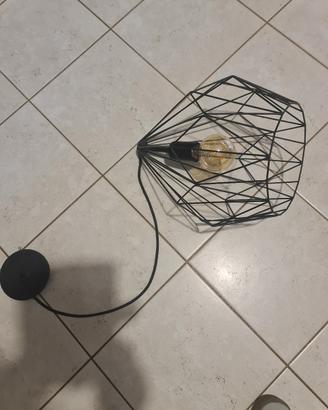 lampadario in metallo nero 