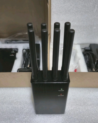 Isolatore a 8 Bande GSM DCS WI-FI 3G 4G 5G GPS ..