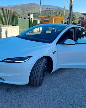 tesla model 3 premium