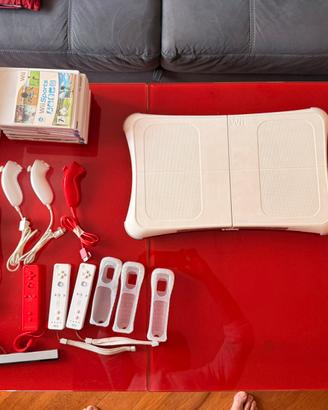 Wii completa con giochi e balance board