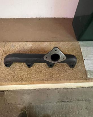 COLLETTORE SCARICO NUOVO PER ZETOR 6245