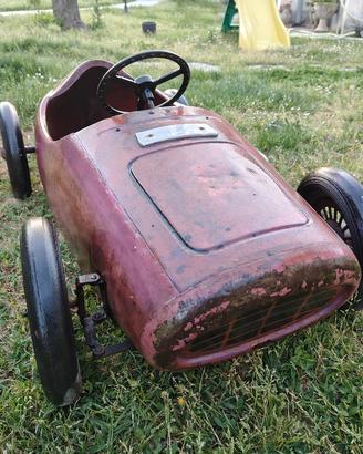 Auto corsa a pedali anni 50