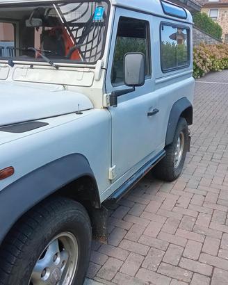 Defender TD5 