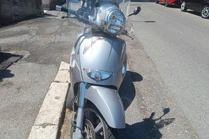 scarabeo 400