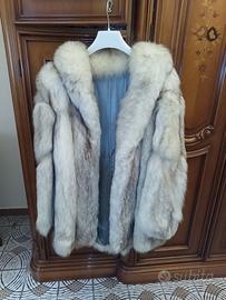 Pelliccia elegante taglia 50