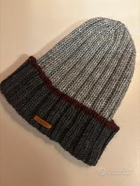 Cappello invernale Guess