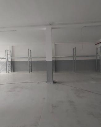 scaffali industriali
