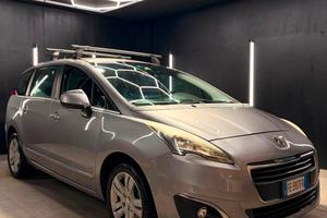 PEUGEOT 5008 1.6 BLUEDI ALLURE 7POSTI