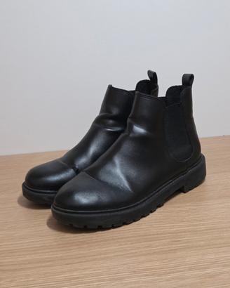 Stivaletti Chelsea Boot Divided n. 38