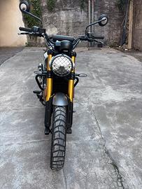 Triumph 400 x