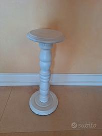 Colonnina in legno