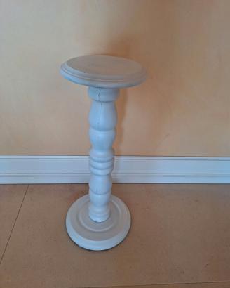 Colonnina in legno