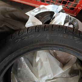 pneumatici 225/44 r 17