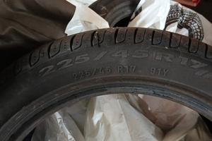 pneumatici 225/44 r 17
