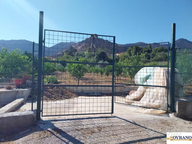 VILLAGRAZIA DI PALERMO: TERRENO MQ 1.600