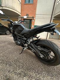 YAMAHA MT 09