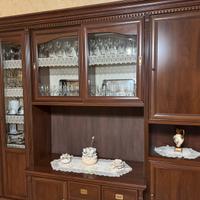 Parete attrezzata stile classico