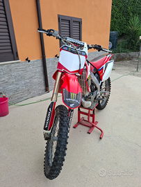 Honda crf2504T