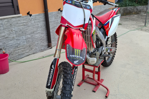 Honda crf2504T
