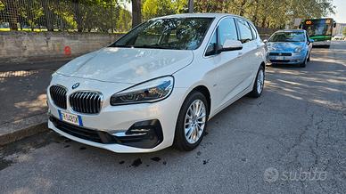 BMW 220 d Active Tourer Luxury