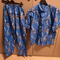 Camicia e pantaloni hawiano 